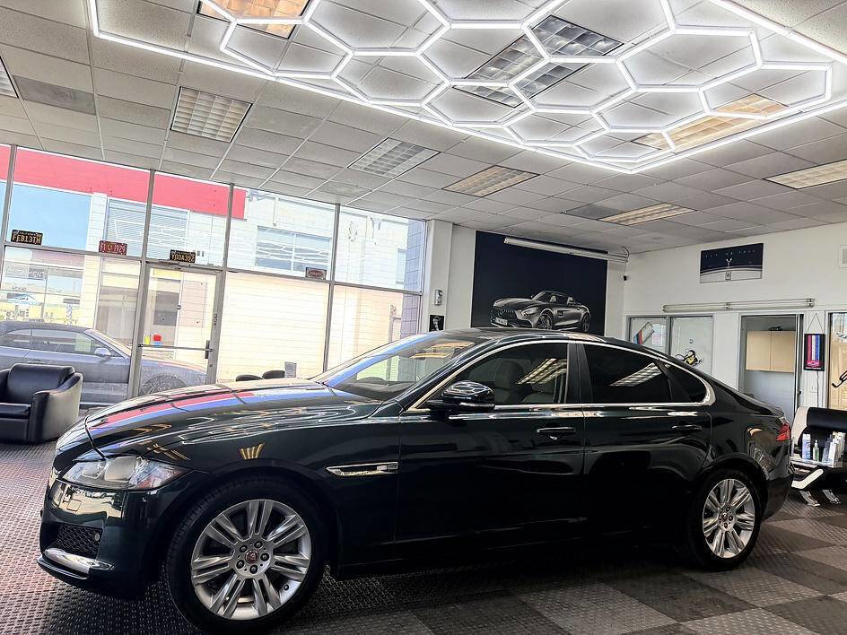 Used 2016 Jaguar XF Premium
