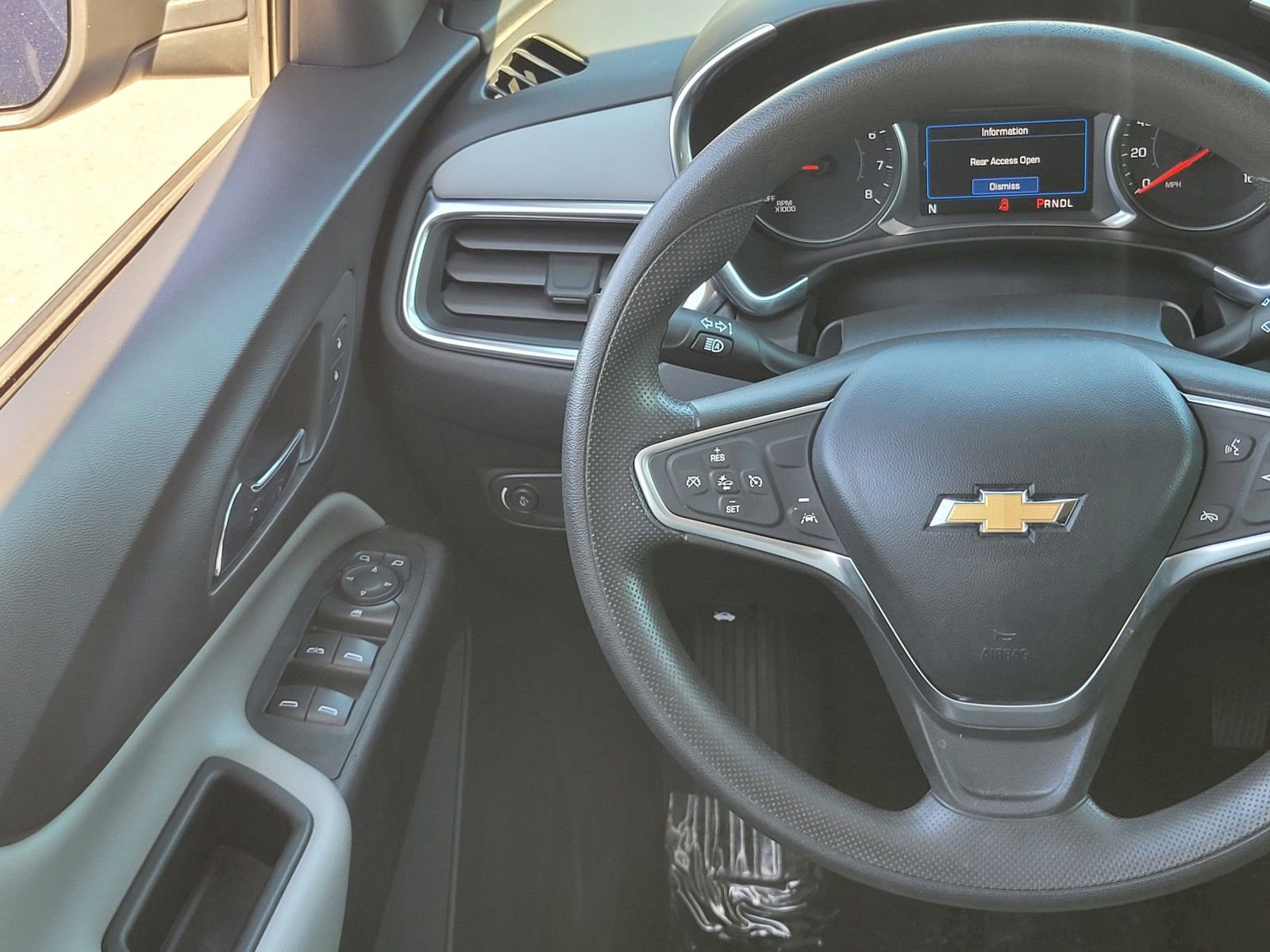 Used 2022 Chevrolet Equinox LT image 12