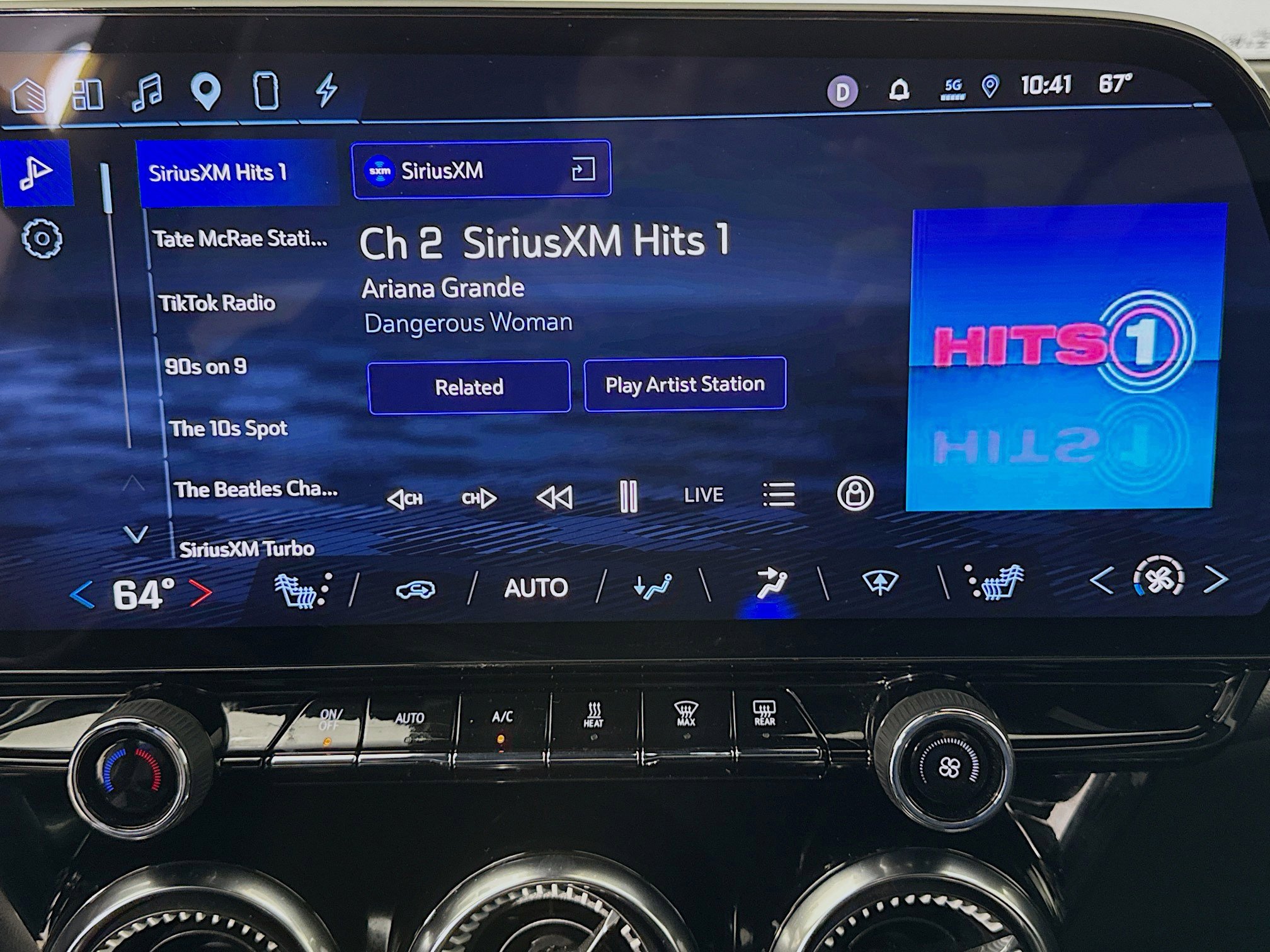 Used 2024 Chevrolet Blazer EV LT image 15