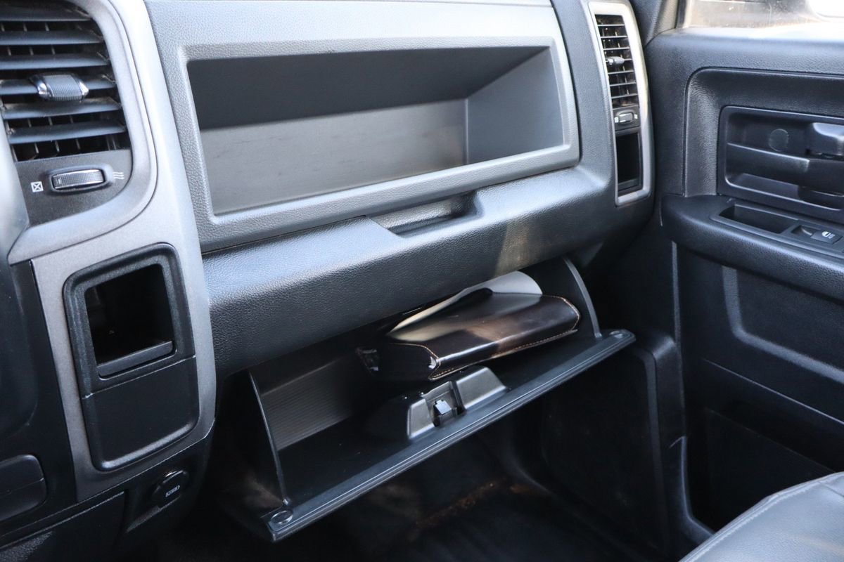 Used 2018 RAM 2500 Tradesman w/ Chrome Appearance Group AWD/4WD image 36