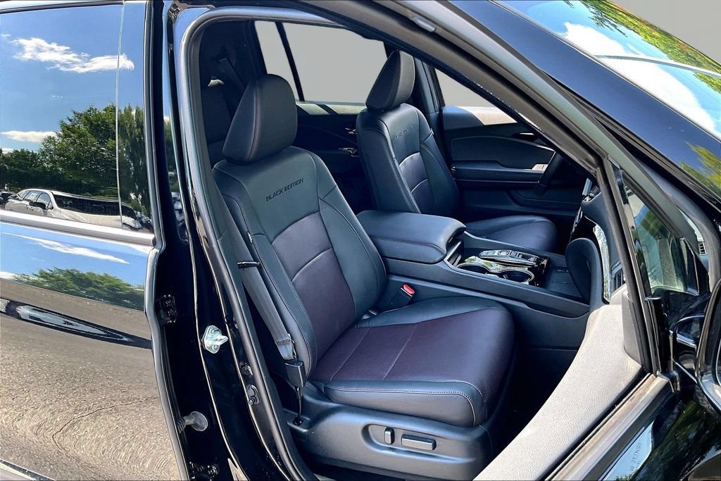 Used 2025 Honda Ridgeline Black Edition image 22