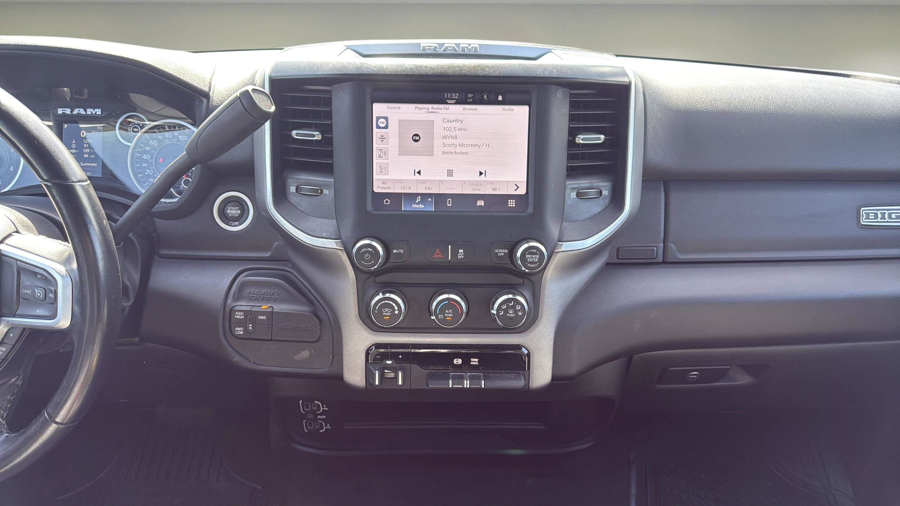 Used 2024 RAM 2500 Big Horn image 10