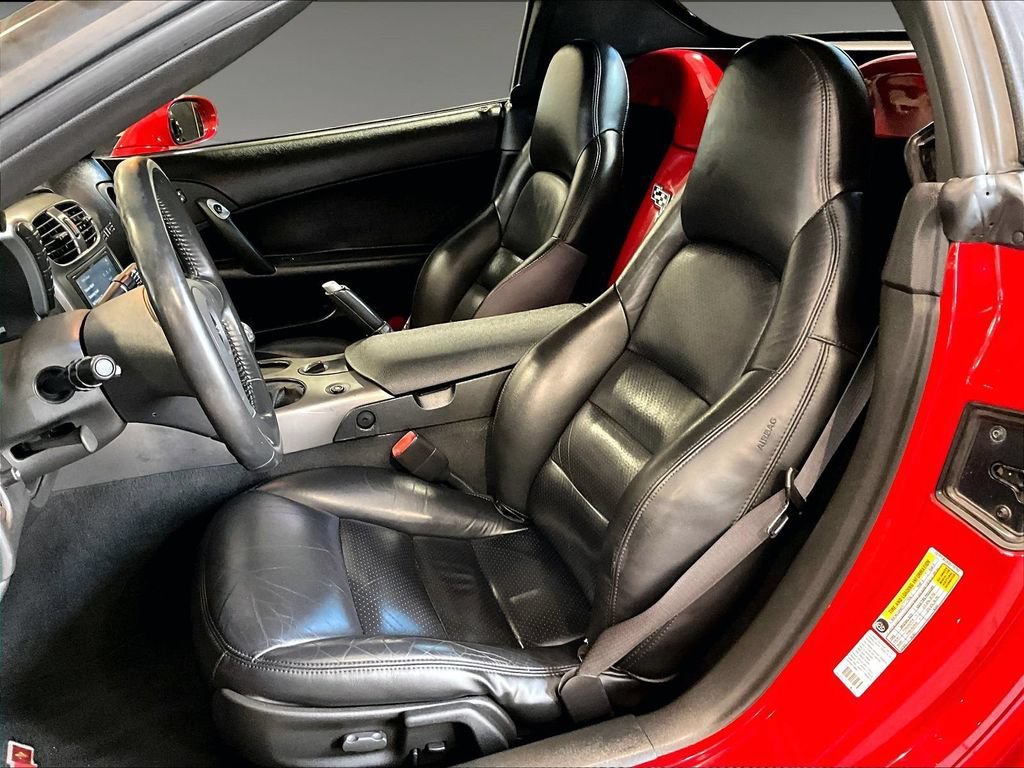 Used 2006 Chevrolet Corvette Convertible w/ Preferred Equipment Group RWD image 10