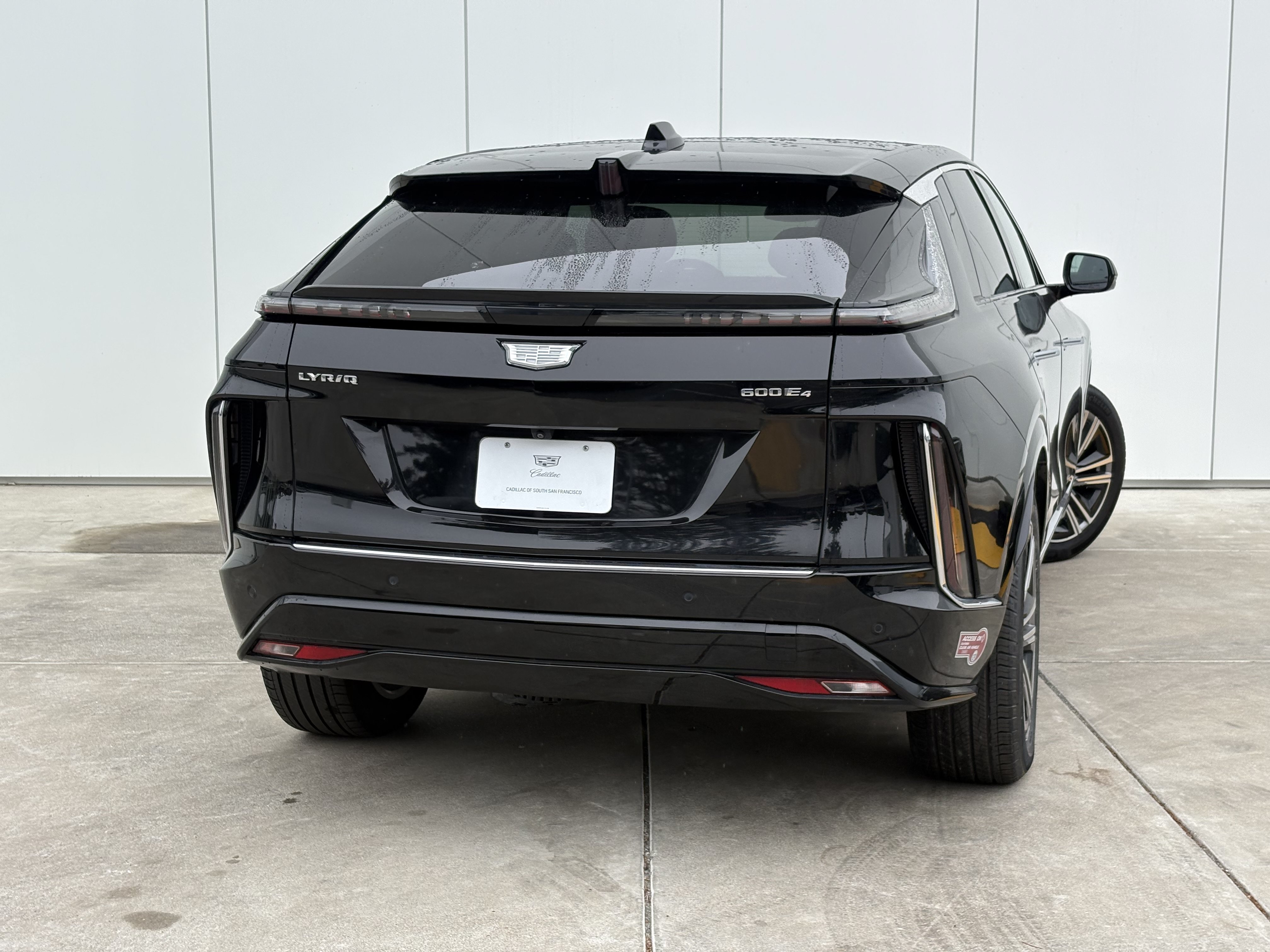 Certified 2024 Cadillac Lyriq Luxury w/ LPO, Floor Liner Package AWD/4WD image 6