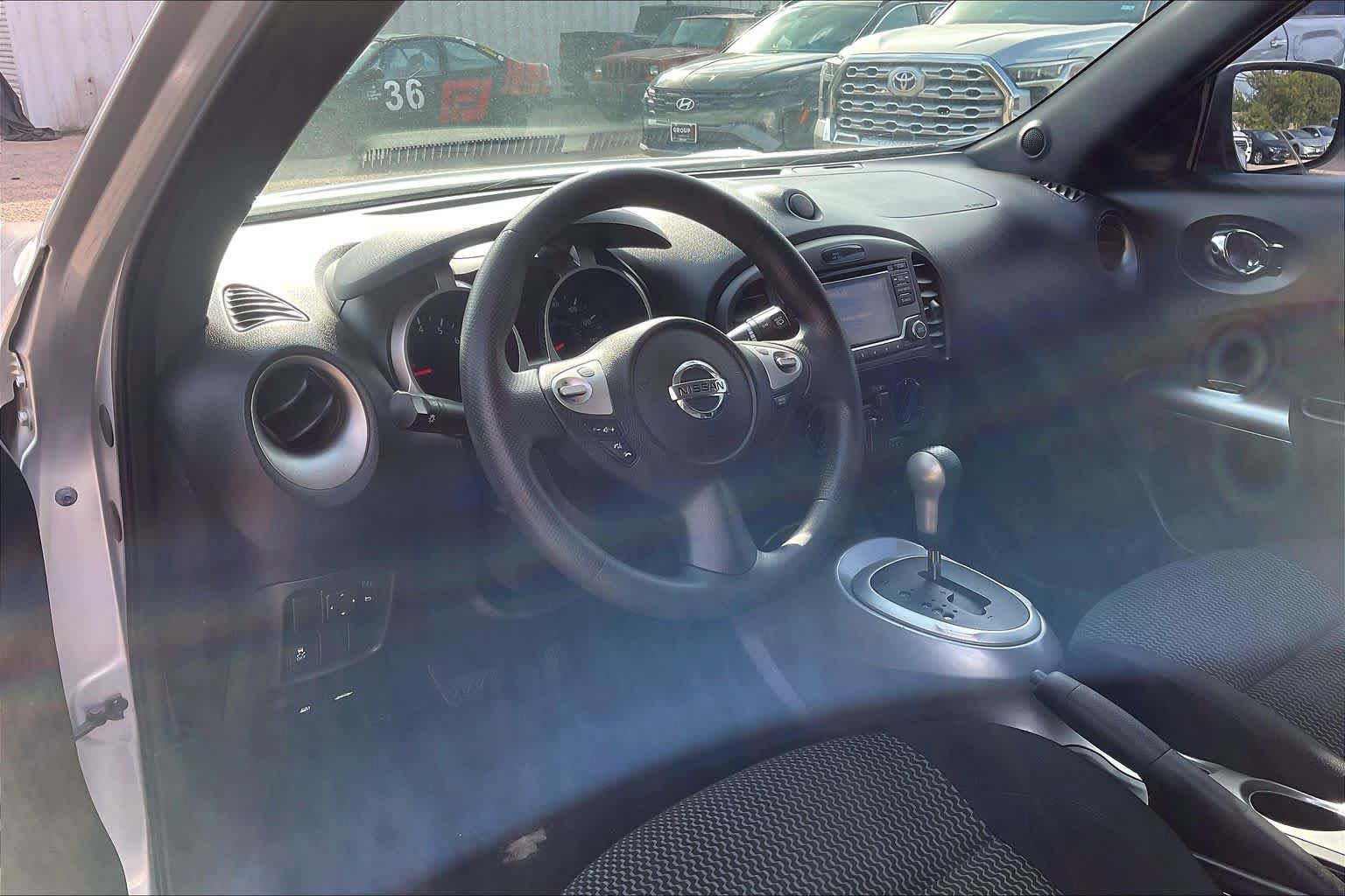Used 2017 Nissan Juke S FWD image 18