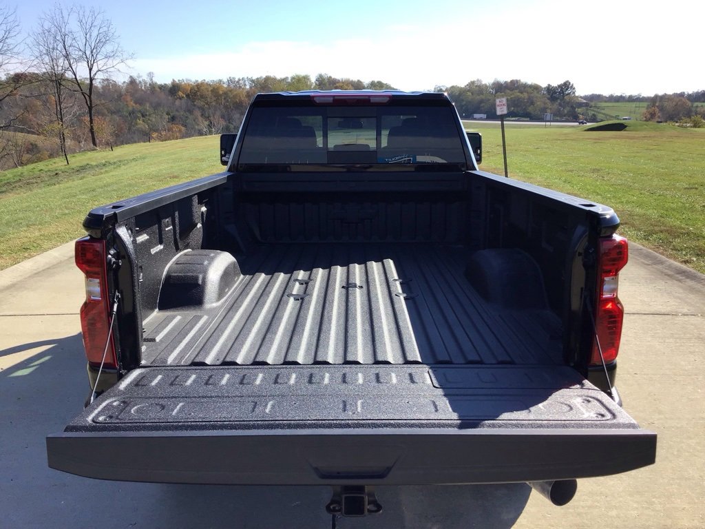 New 2026 Chevrolet Silverado 3500 LT image 6