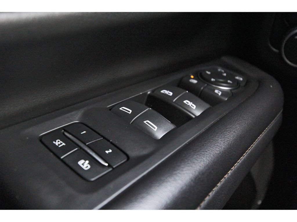Used 2021 Chevrolet Suburban High Country w/ Premium Package AWD/4WD image 20
