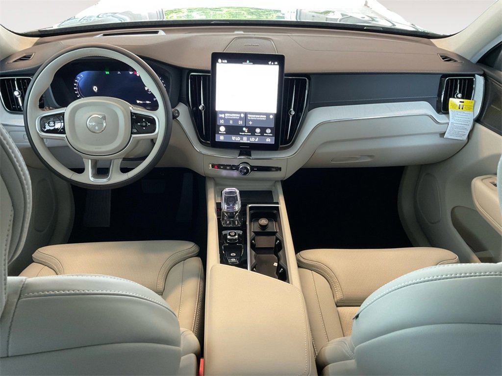 New 2026 Volvo XC60 B5 Ultra w/ Protection Package Premier image 10
