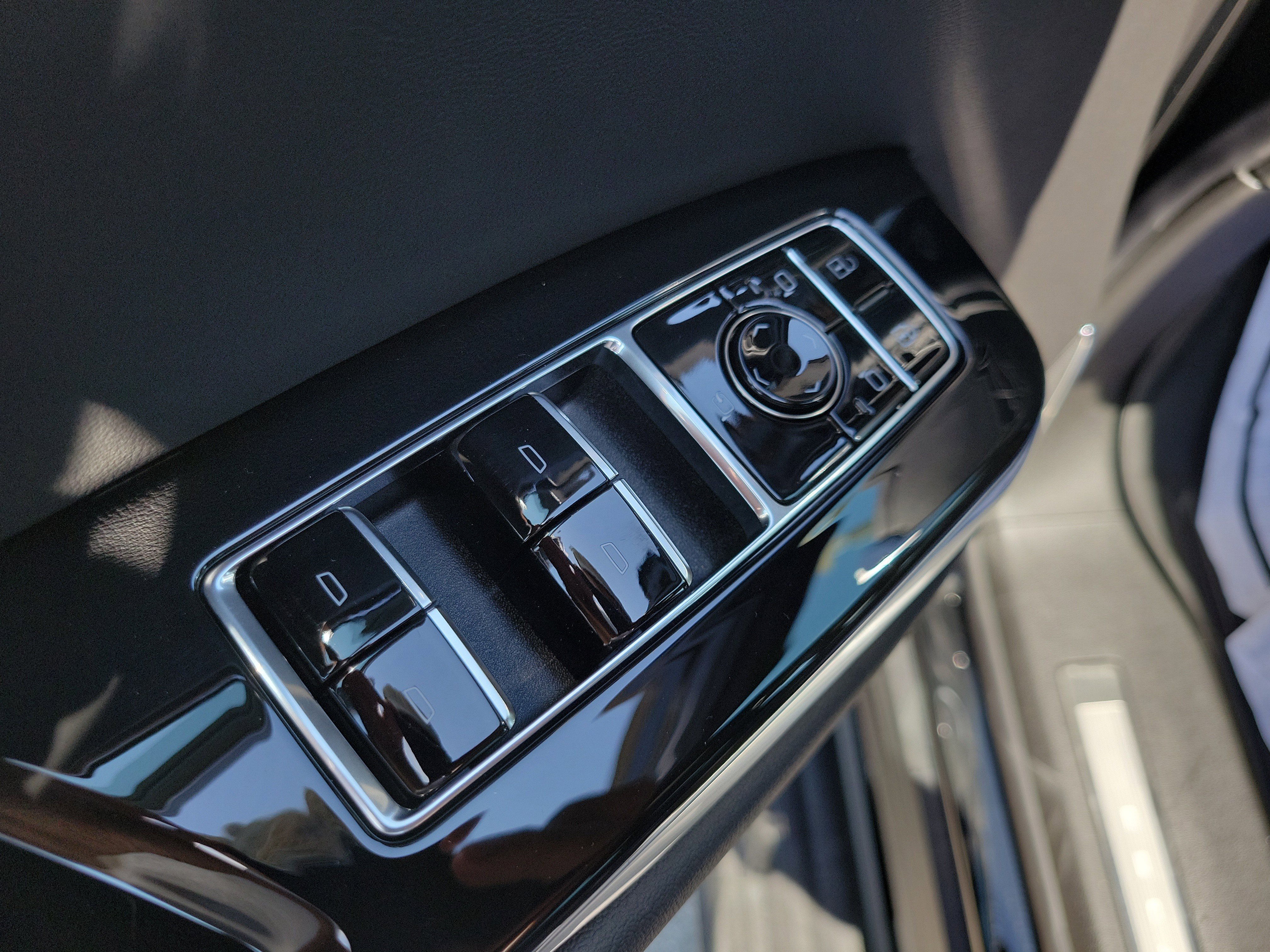 New 2026 Cadillac Escalade ESV Sport w/ Touring Package image 19