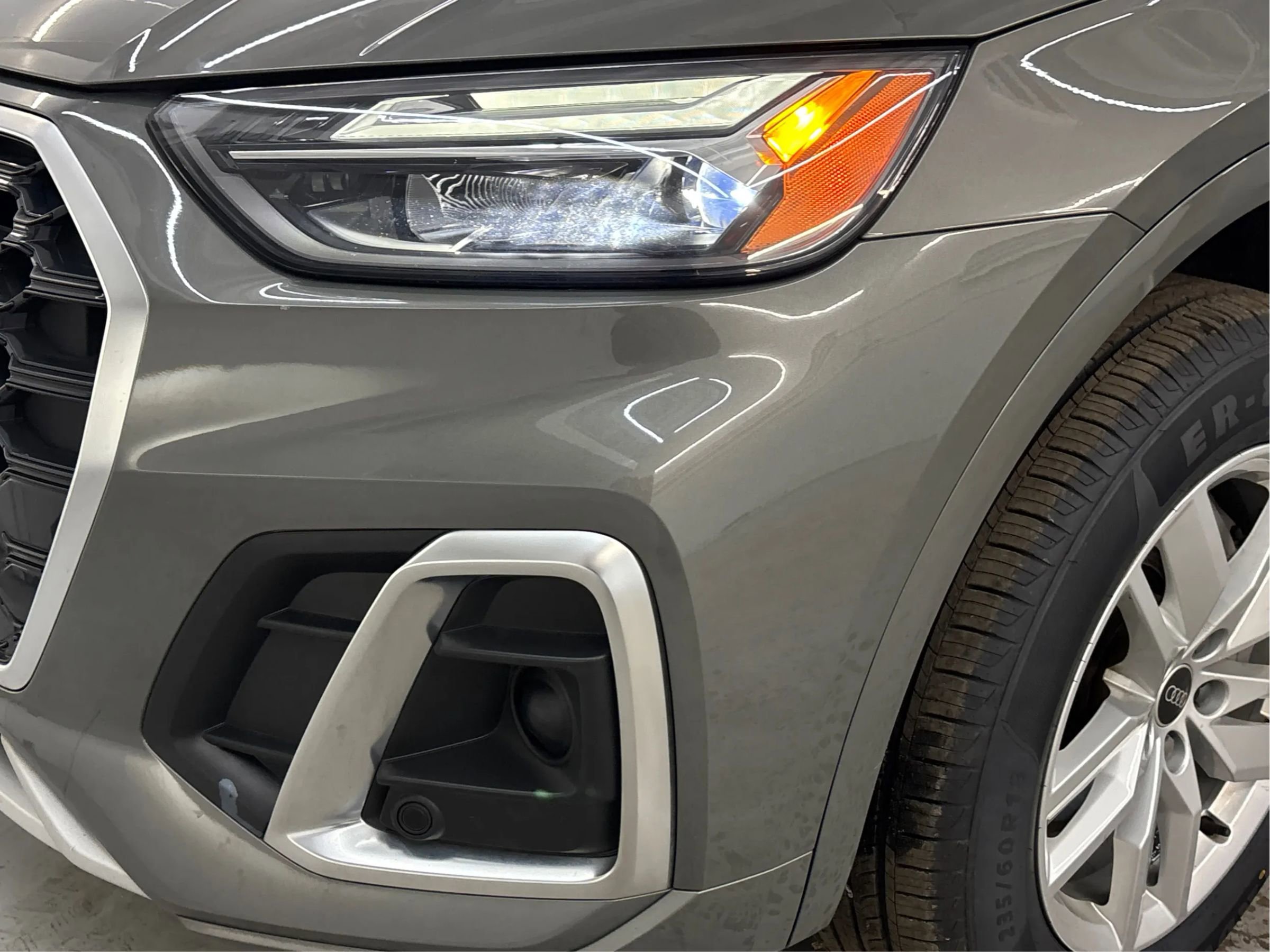 Used 2023 Audi Q5 2.0T Premium w/ Convenience Package image 34