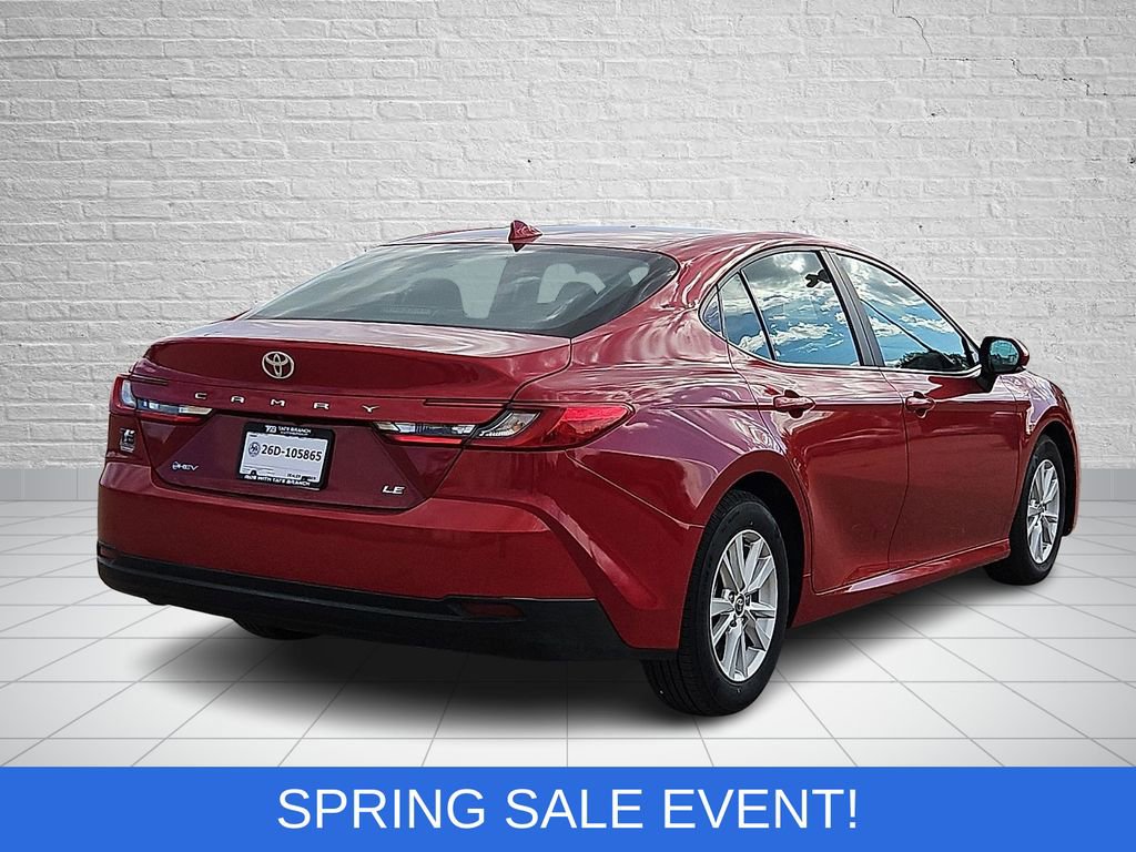 Used 2025 Toyota Camry LE image 4