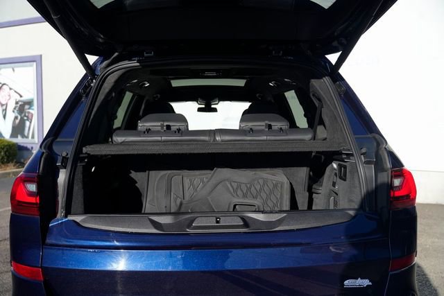 Used 2020 BMW X7 M50i w/ Dynamic Handling Package image 15