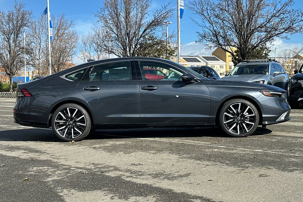 New 2024 Honda Accord Touring image 3