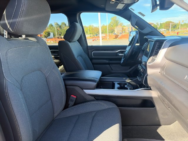 Used 2022 RAM 1500 Big Horn AWD/4WD image 12