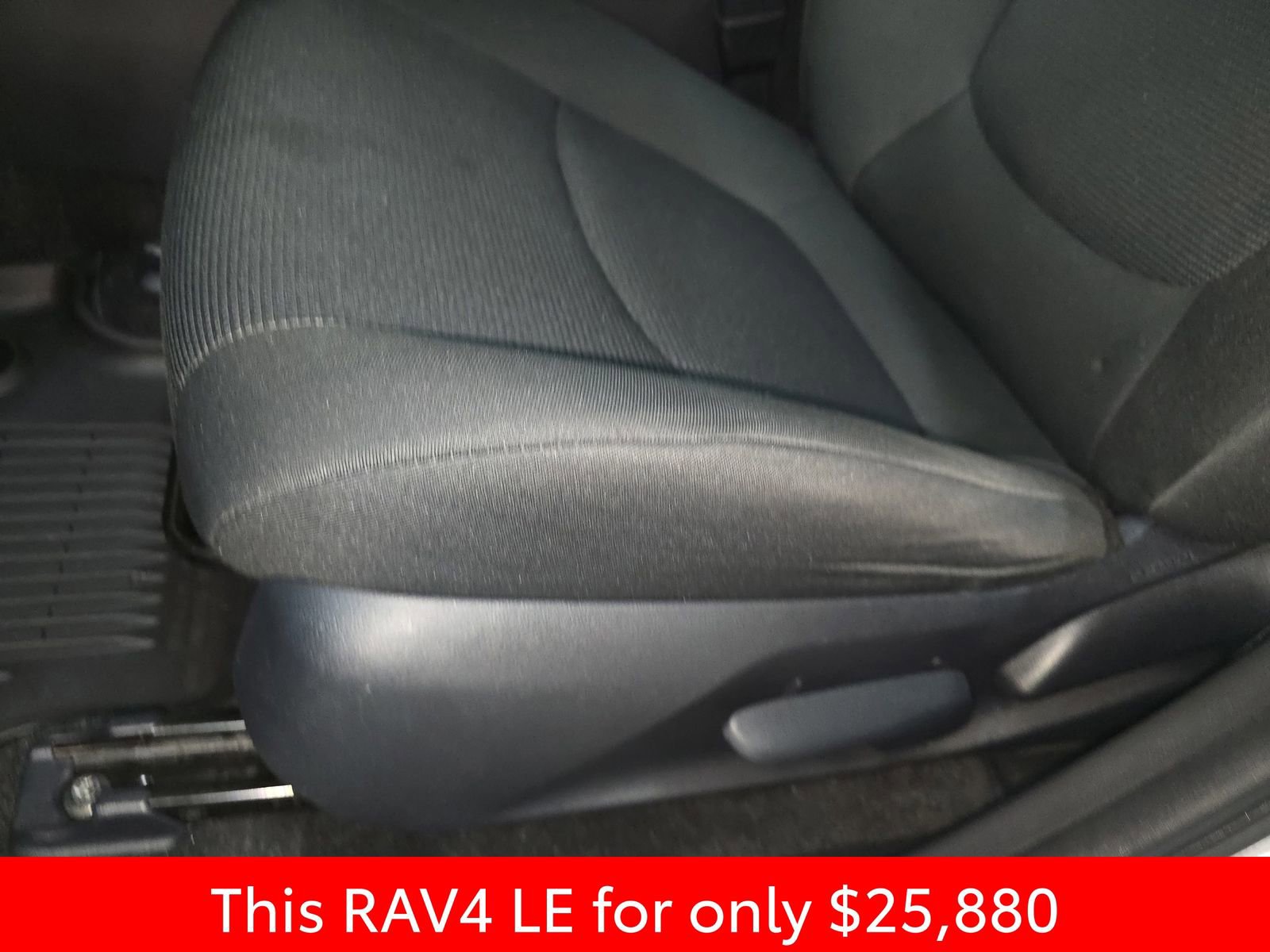 Used 2024 Toyota RAV4 LE image 34