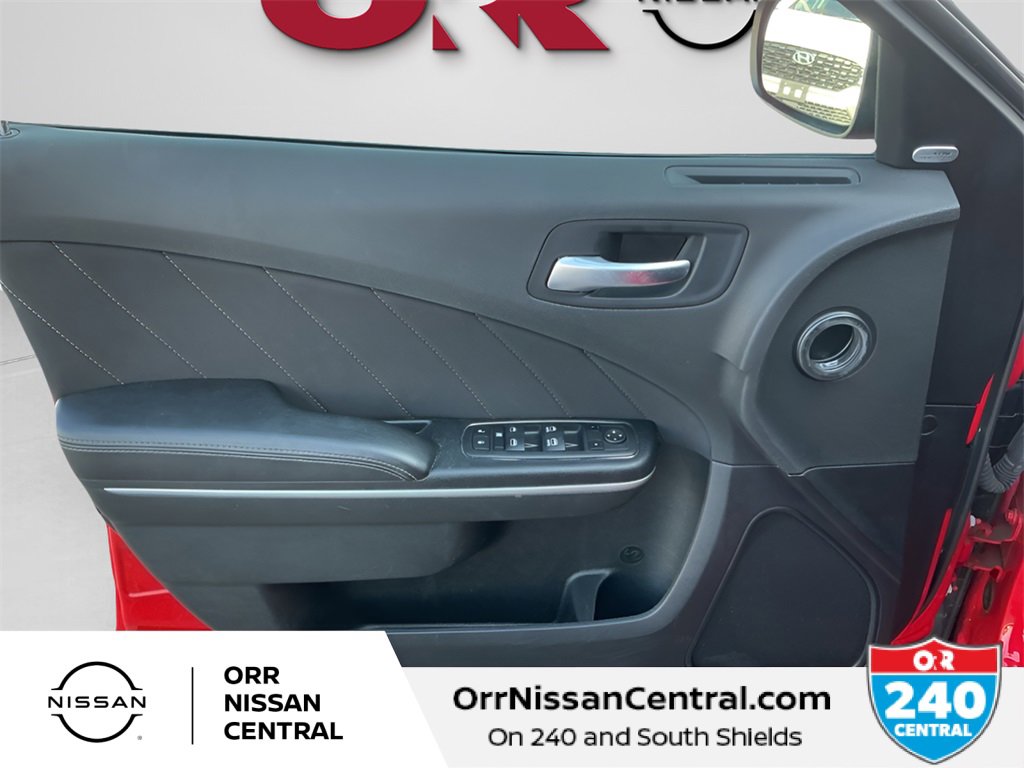 Used 2023 Dodge Charger SXT image 16