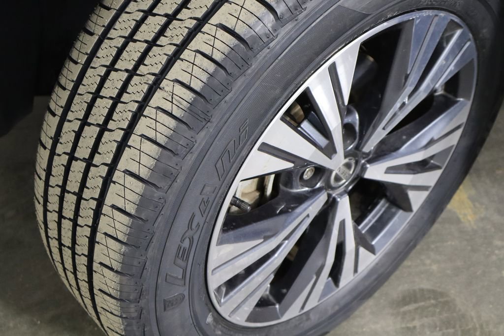 Used 2021 Nissan Rogue SV image 37