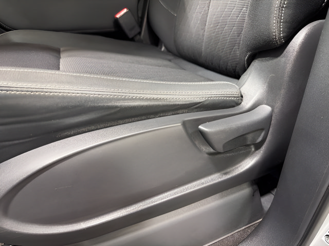 Used 2019 Nissan Titan SV AWD/4WD image 13