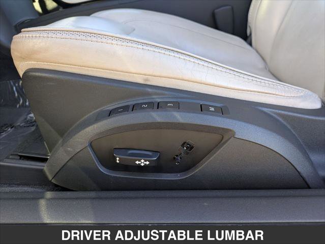 Used 2012 Volvo C70 T5 image 17