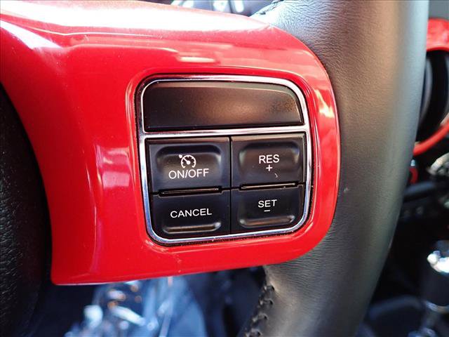 Used 2014 Jeep Wrangler Unlimited Rubicon w/ Connectivity Group AWD/4WD image 15