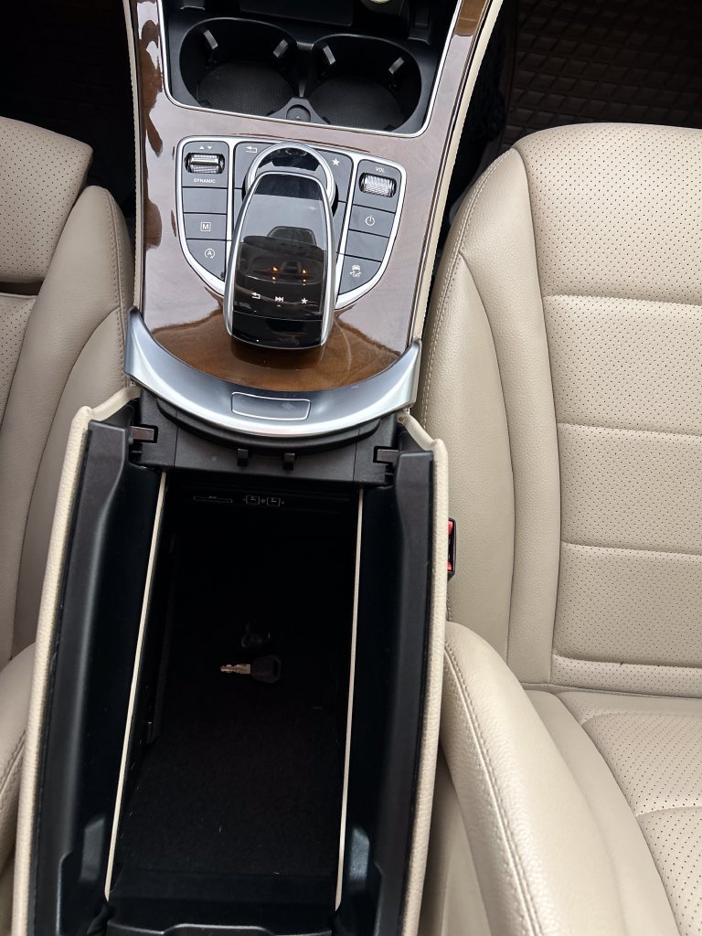 Used 2017 Mercedes-Benz GLC 300 4MATIC Coupe image 14