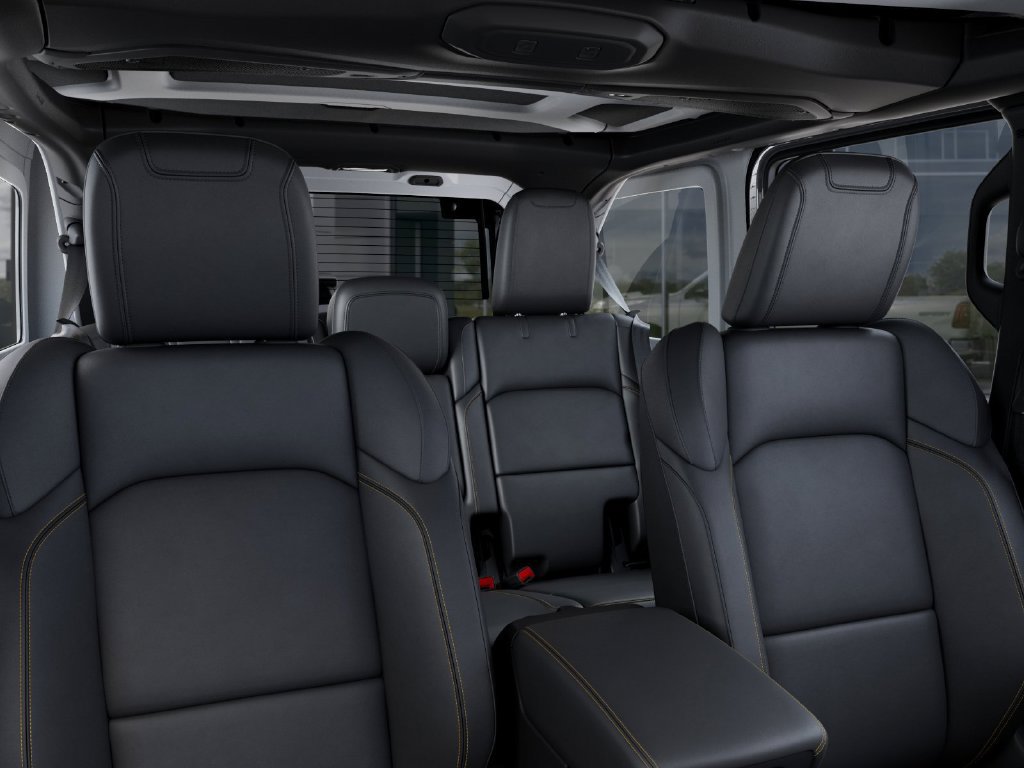New 2026 Jeep Wrangler Unlimited Sahara AWD/4WD image 26