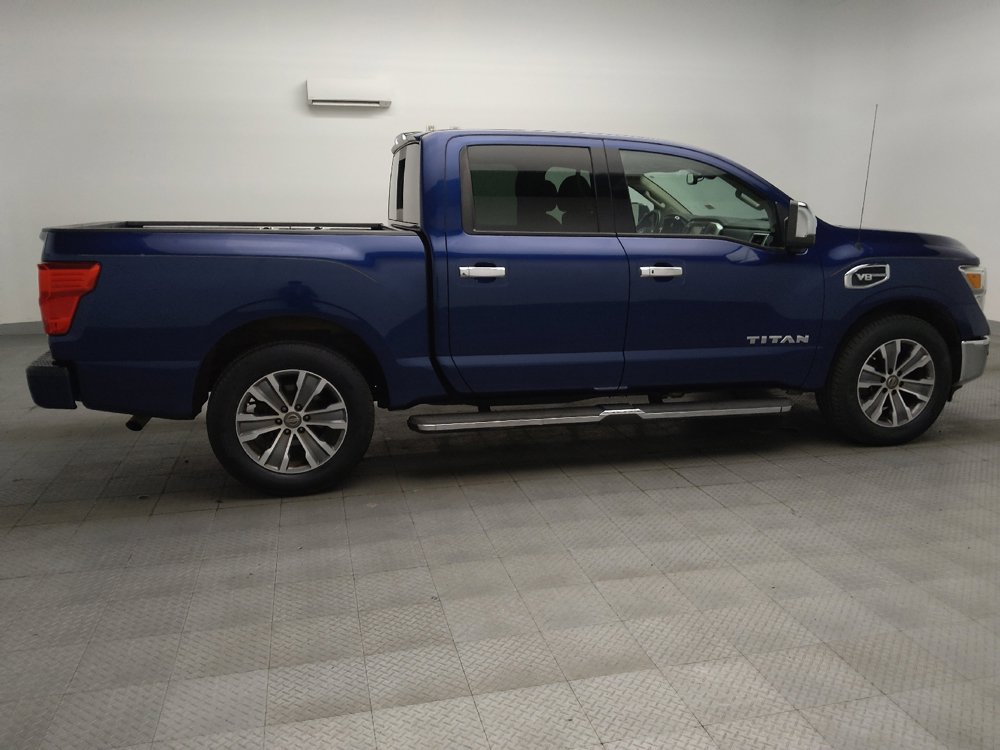 Used 2017 Nissan Titan SL w/ SL Towing Convenience Package RWD image 10