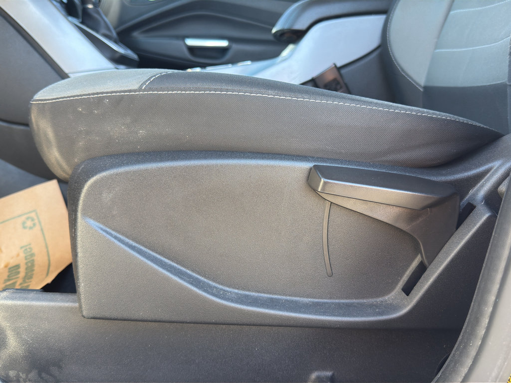 Used 2016 Ford C-MAX SE w/ Equipment Group 201A image 15