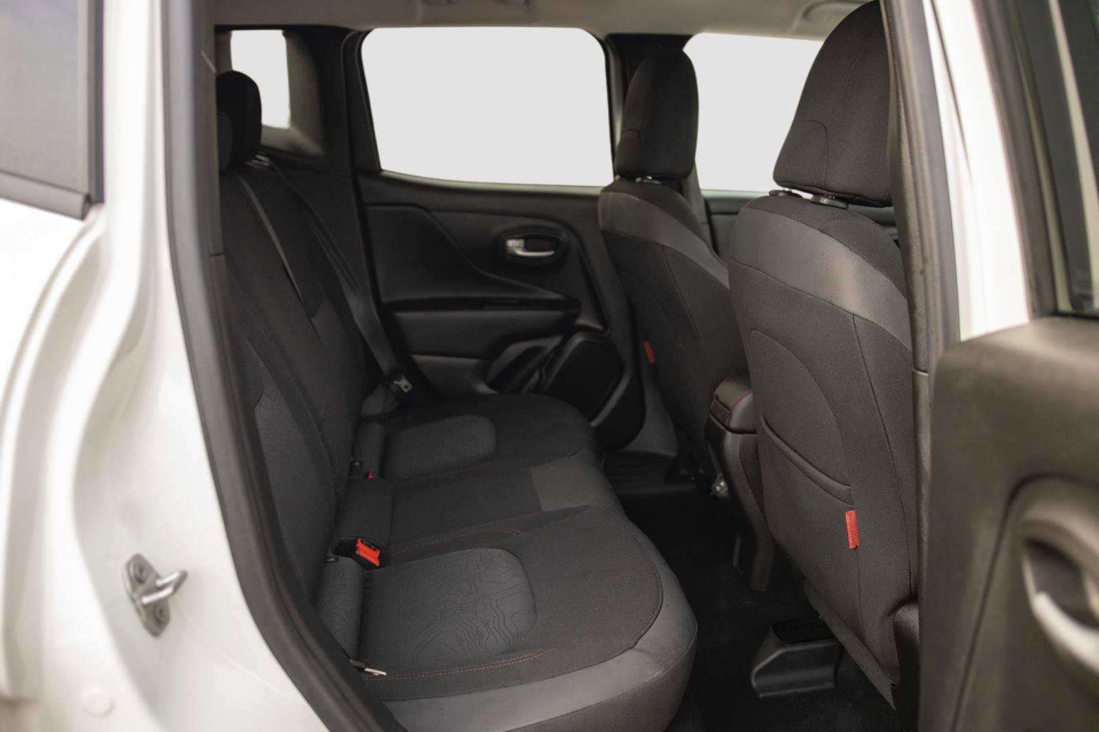 Used 2023 Jeep Renegade Trailhawk image 18