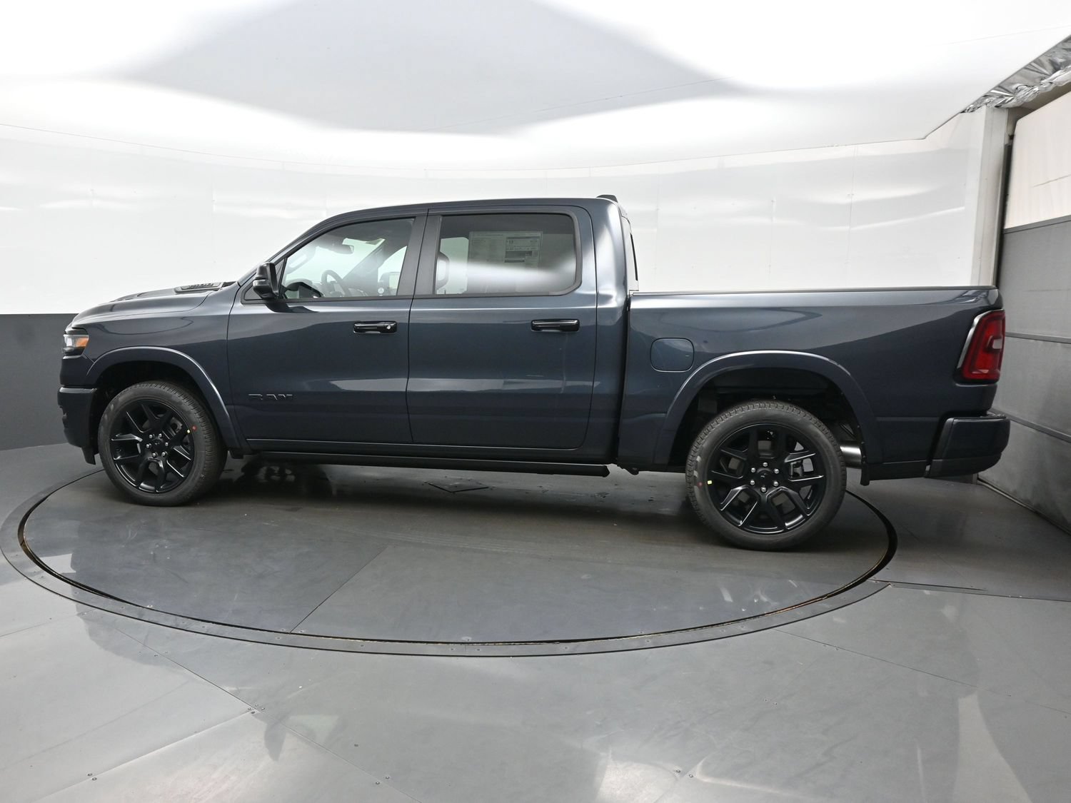 New 2027 RAM 1500 Laramie w/ Night Edition AWD/4WD image 4