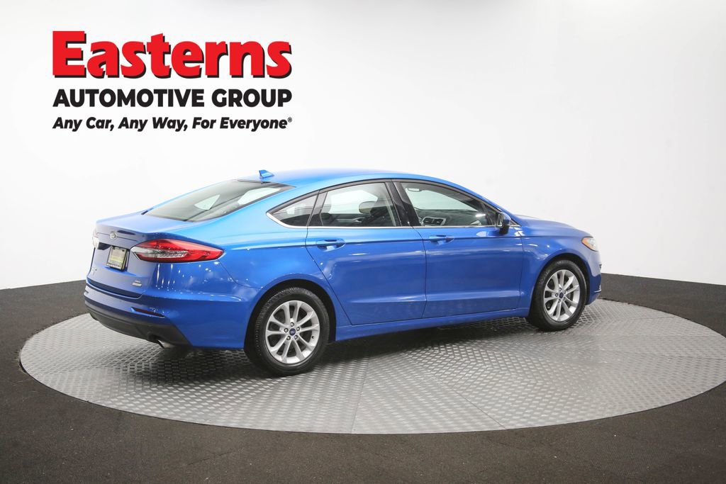 Used 2020 Ford Fusion SE FWD image 41