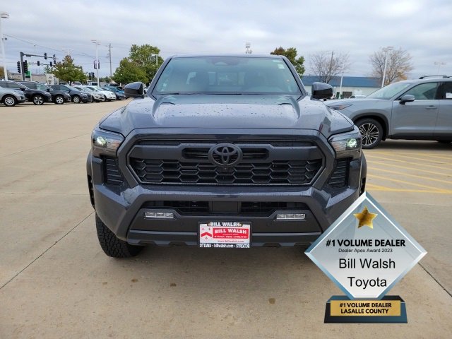 New 2025 Toyota Tacoma TRD Off-Road image 3