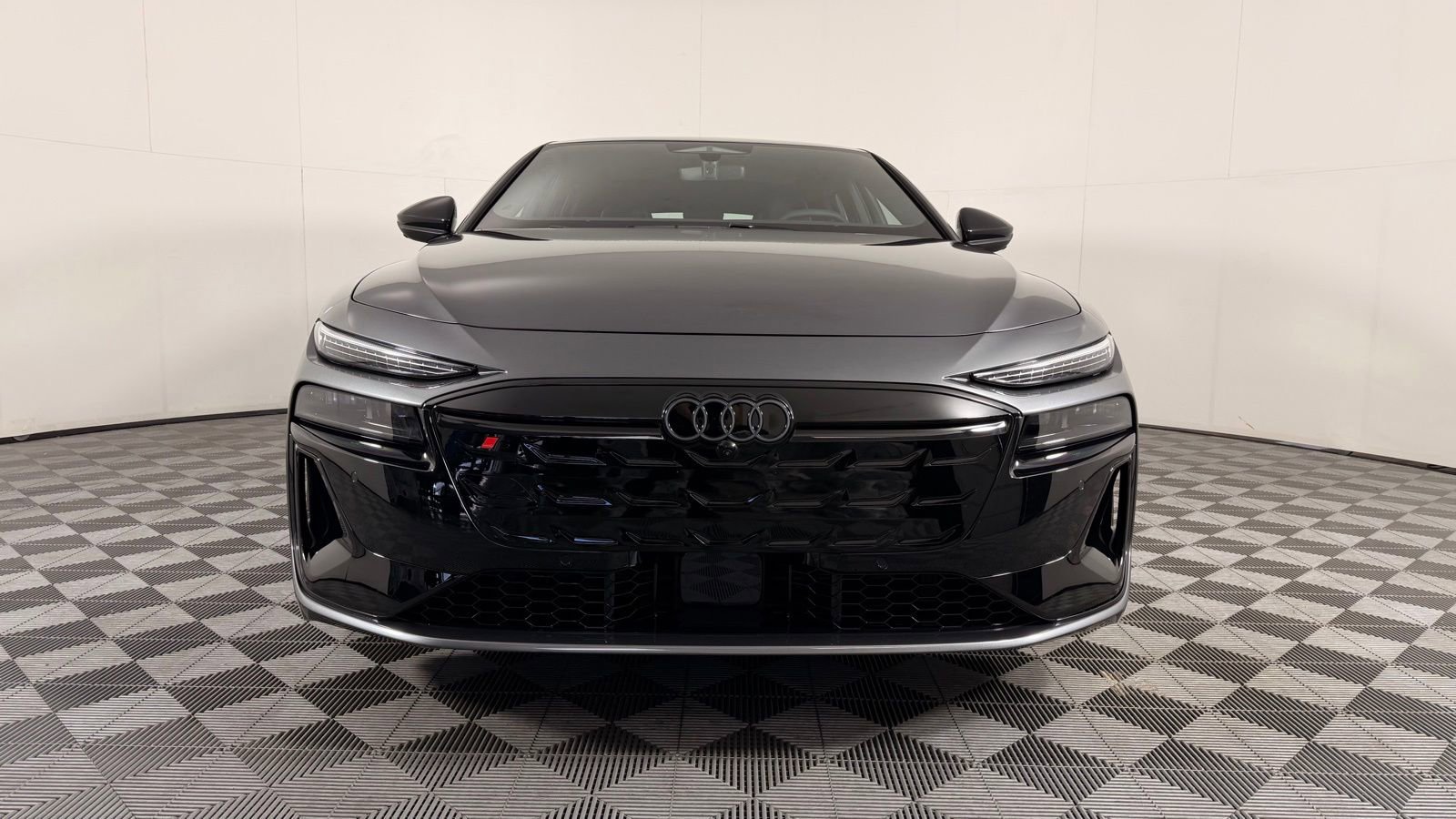 New 2027 Audi S6 e-tron Premium Plus image 2