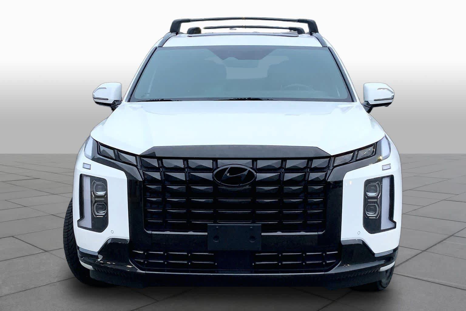 Used 2024 Hyundai Palisade Calligraphy AWD/4WD image 4