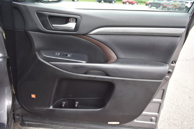 Used 2019 Toyota Highlander Limited AWD/4WD image 52