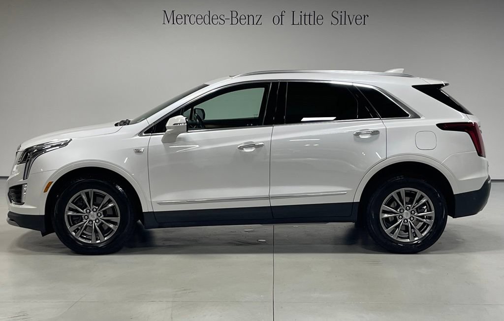 Used 2023 Cadillac XT5 Premium Luxury AWD/4WD image 2