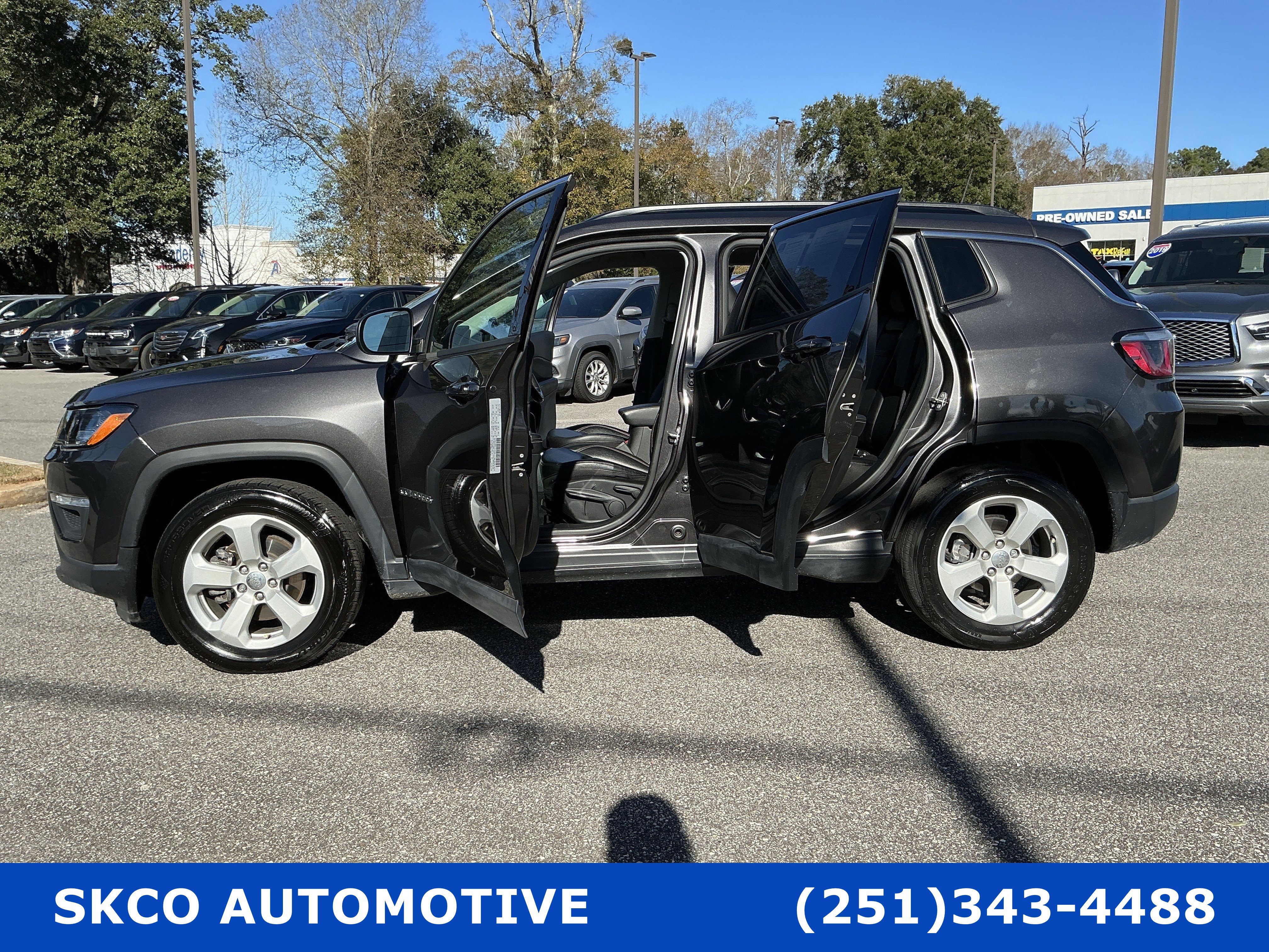 Used 2020 Jeep Compass Latitude image 28