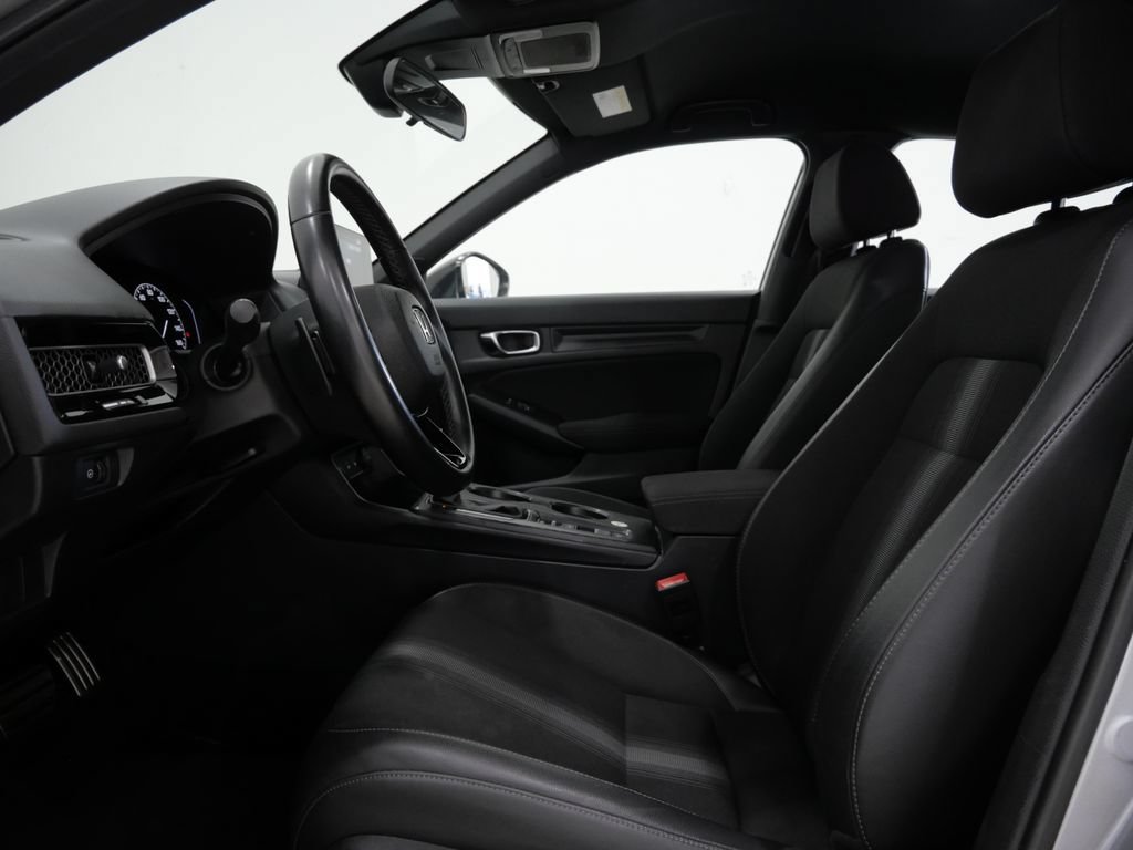 Used 2025 Honda Civic Sport image 12