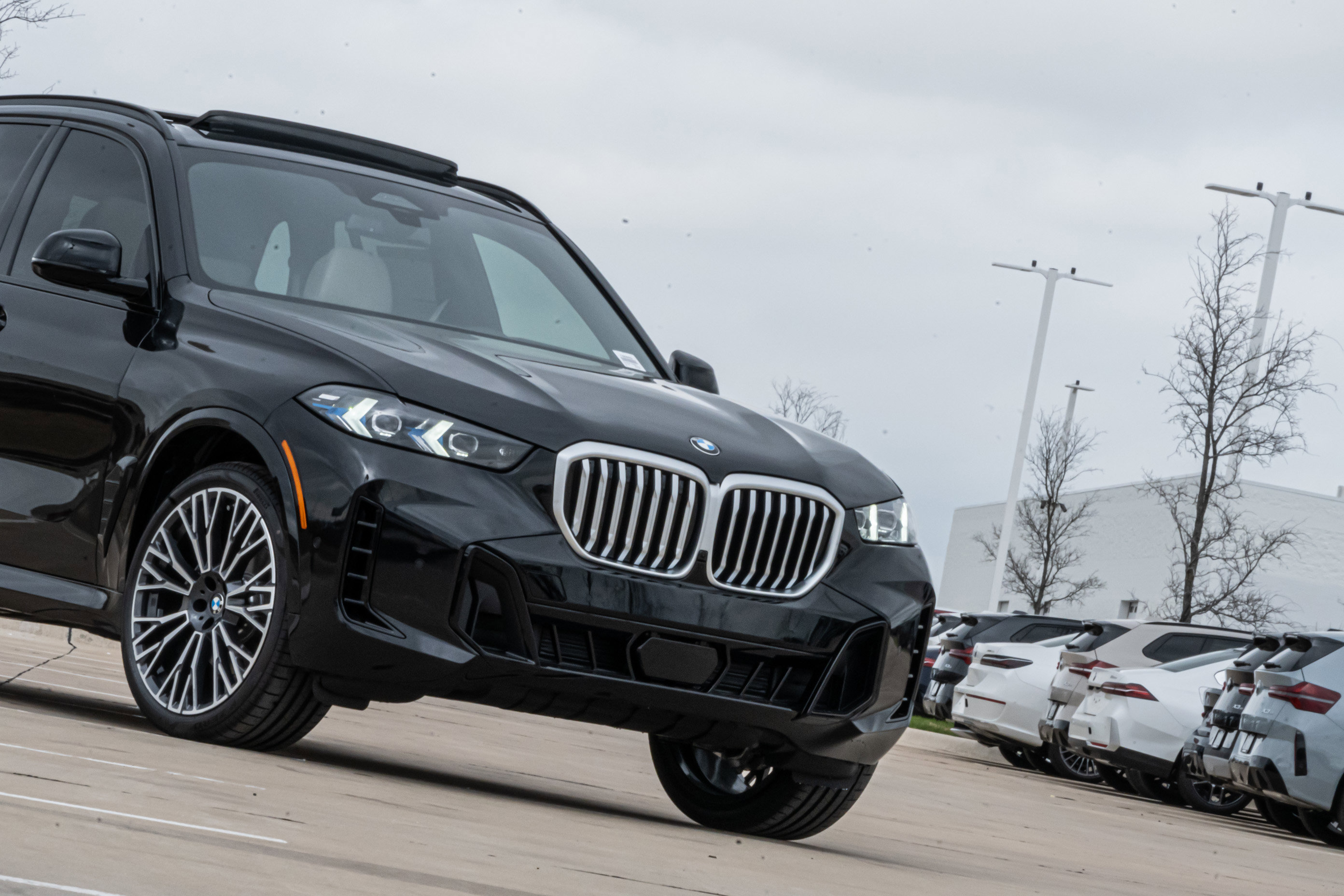 New 2026 BMW X5 xDrive40i AWD/4WD image 3