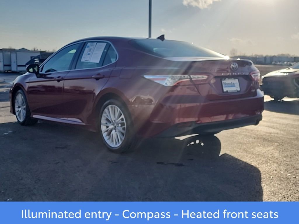 Used 2019 Toyota Camry XLE image 5