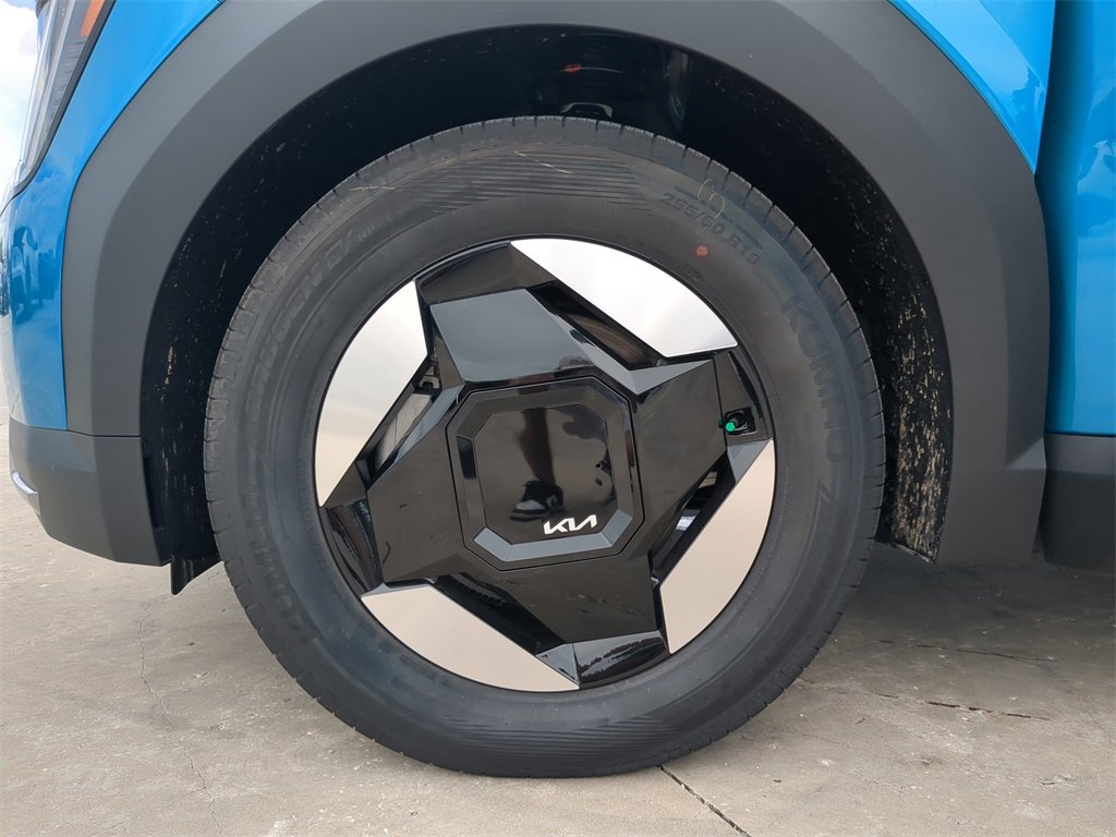 New 2026 Kia EV9 Wind image 35