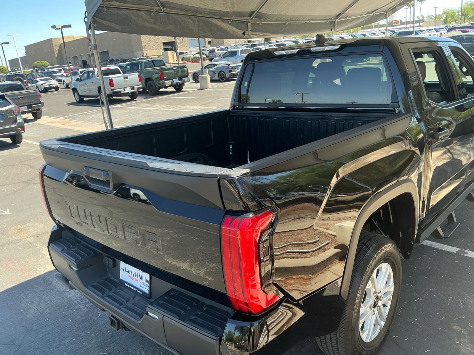 Used 2025 Toyota Tundra SR5 AWD/4WD image 34