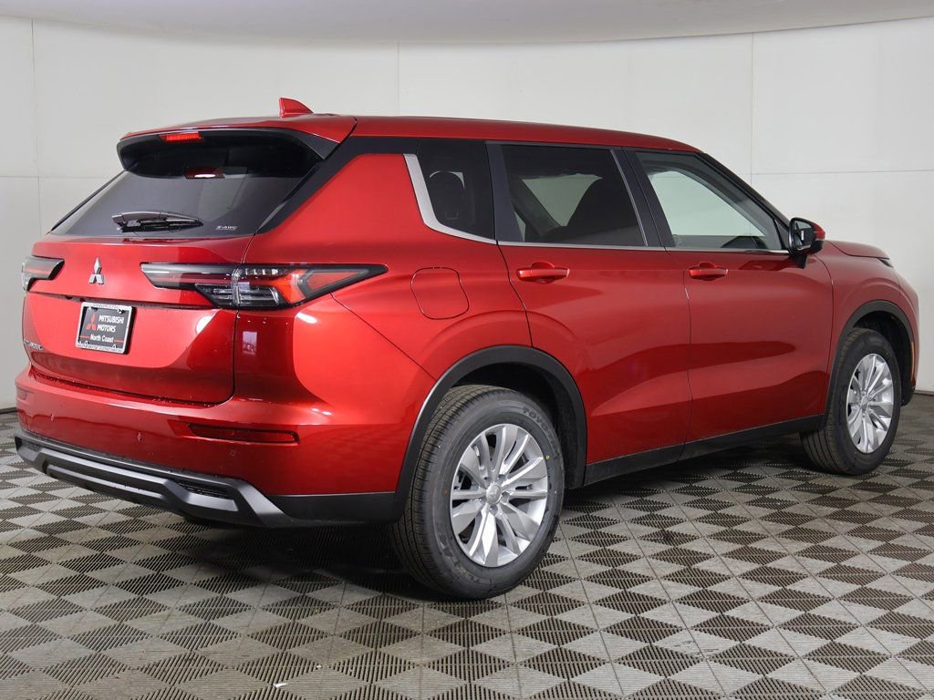 New 2026 Mitsubishi Outlander ES AWD/4WD image 10