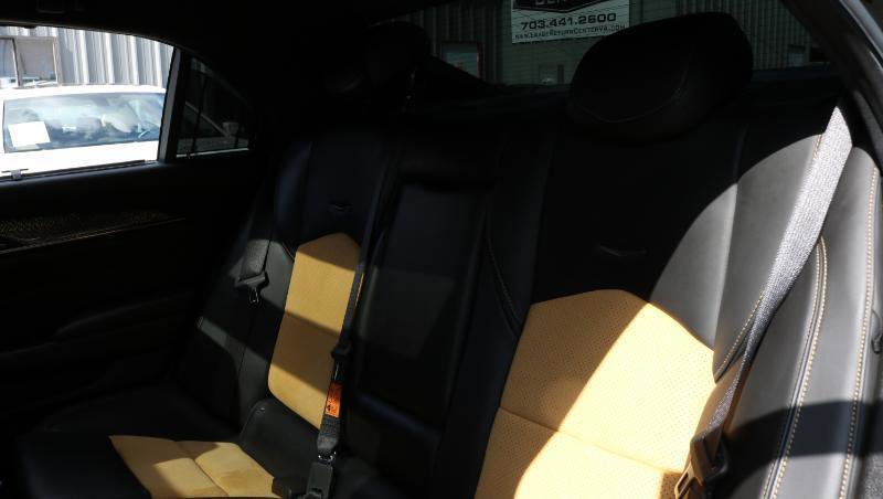 Used 2018 Cadillac CTS V w/ Luxury Package RWD image 20
