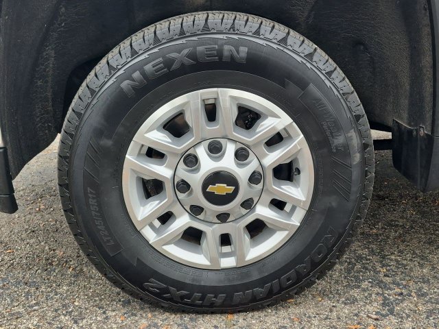 Used 2022 Chevrolet Silverado 2500 LT w/ Convenience Package AWD/4WD image 10