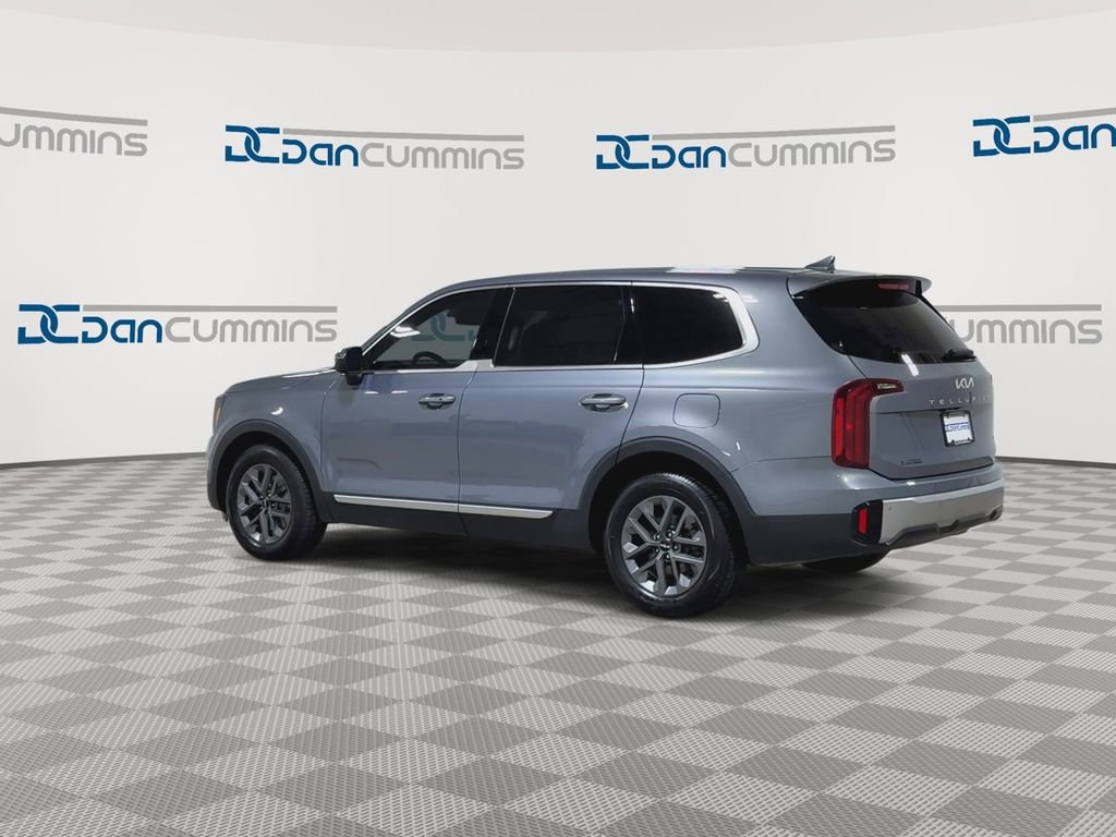 Used 2024 Kia Telluride LX image 7