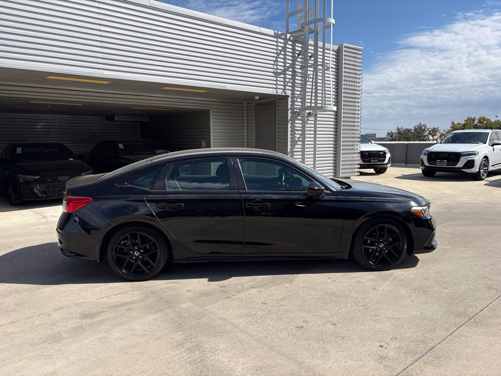Used 2022 Honda Civic Sport image 4