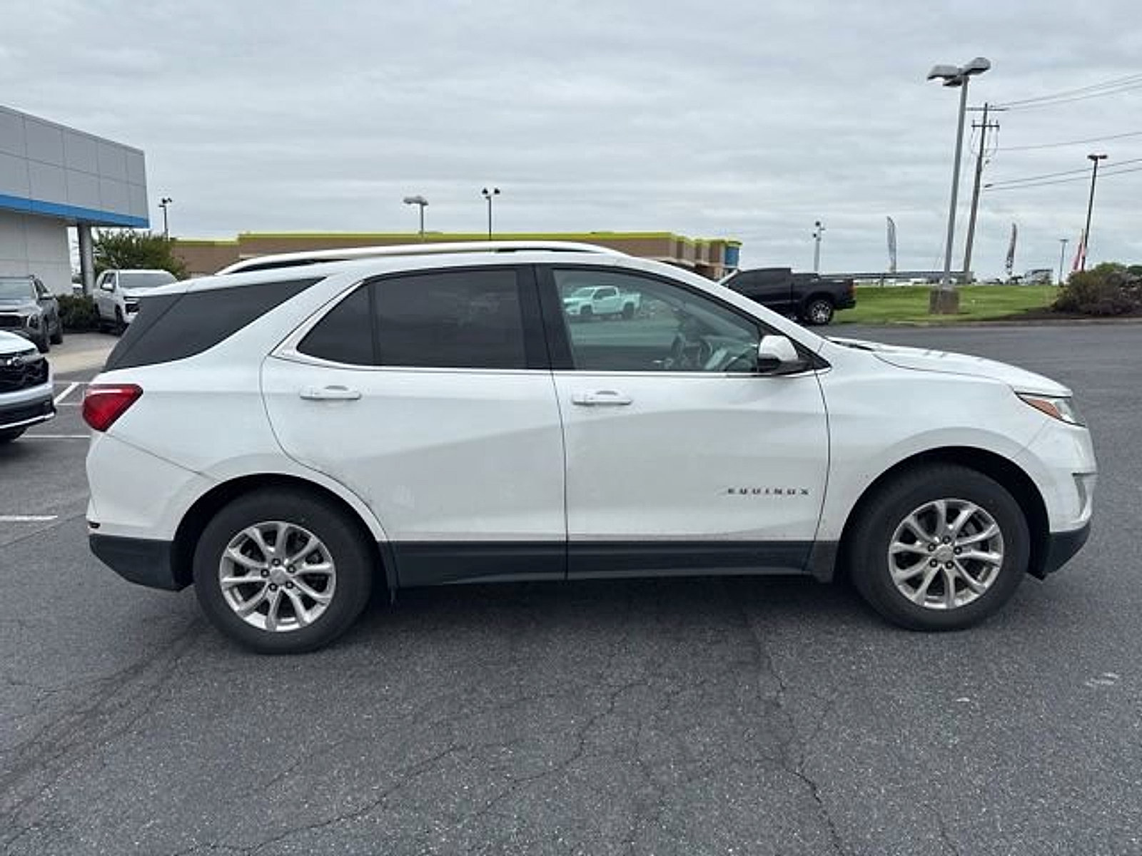 Used 2019 Chevrolet Equinox LT AWD/4WD image 10