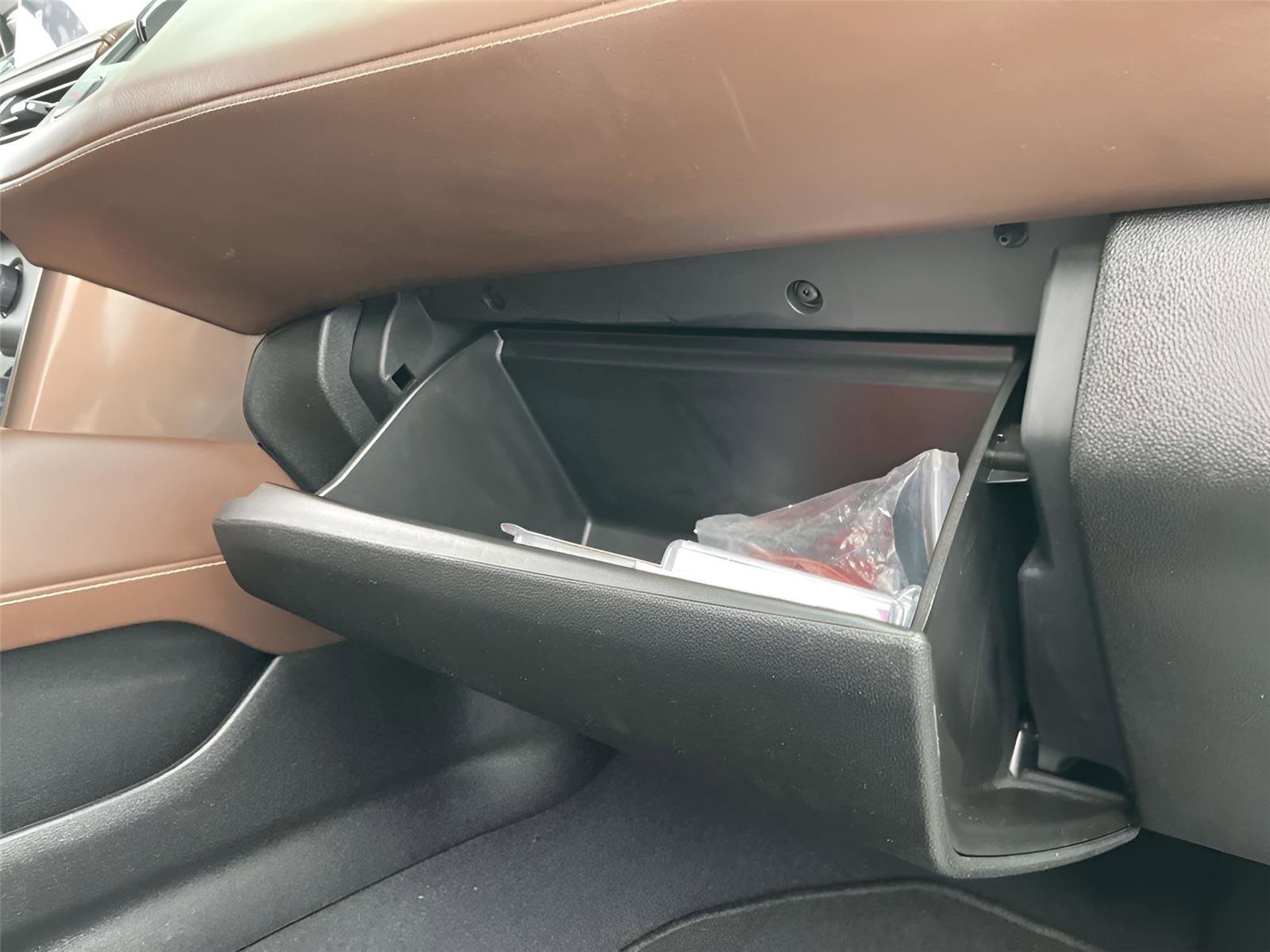 Used 2022 Chevrolet Tahoe High Country image 40