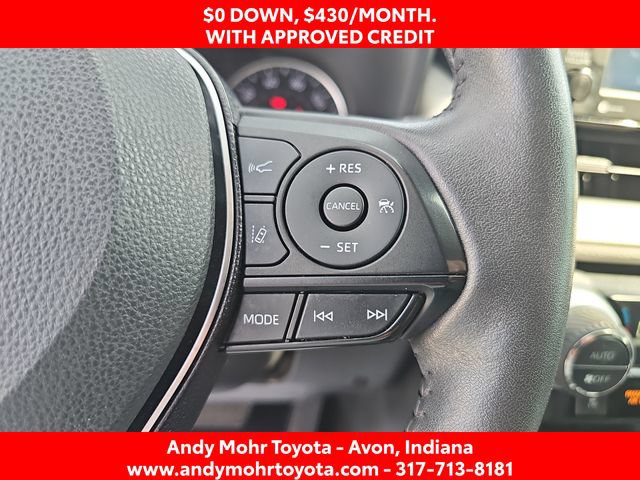Used 2021 Toyota RAV4 XLE w/ Convenience Package AWD/4WD image 17